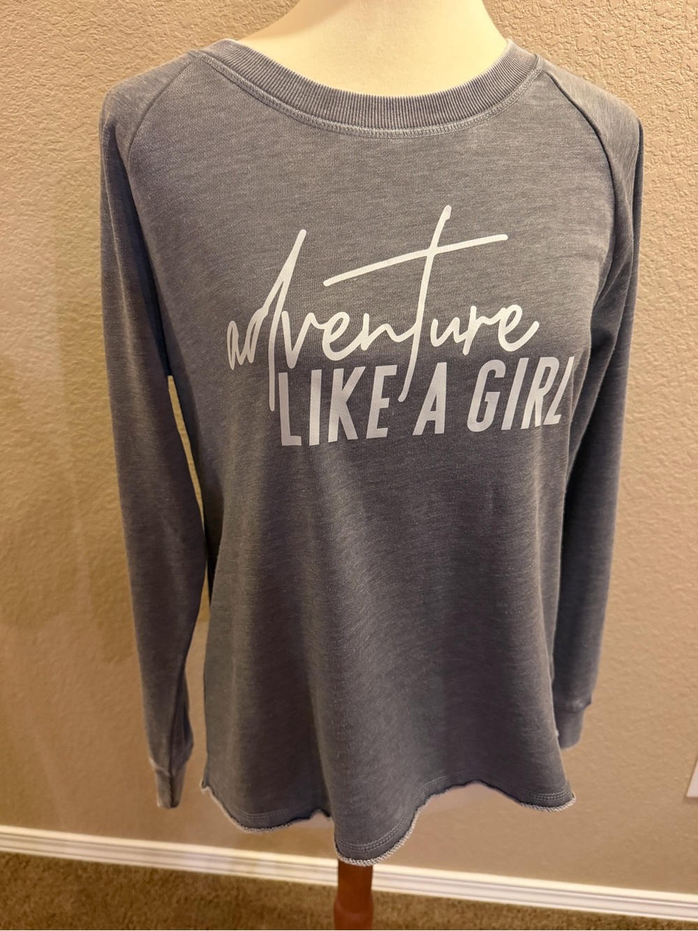 ‘Adventure Like a Girl' Lightweight Women’s Sweatshirt - Gray